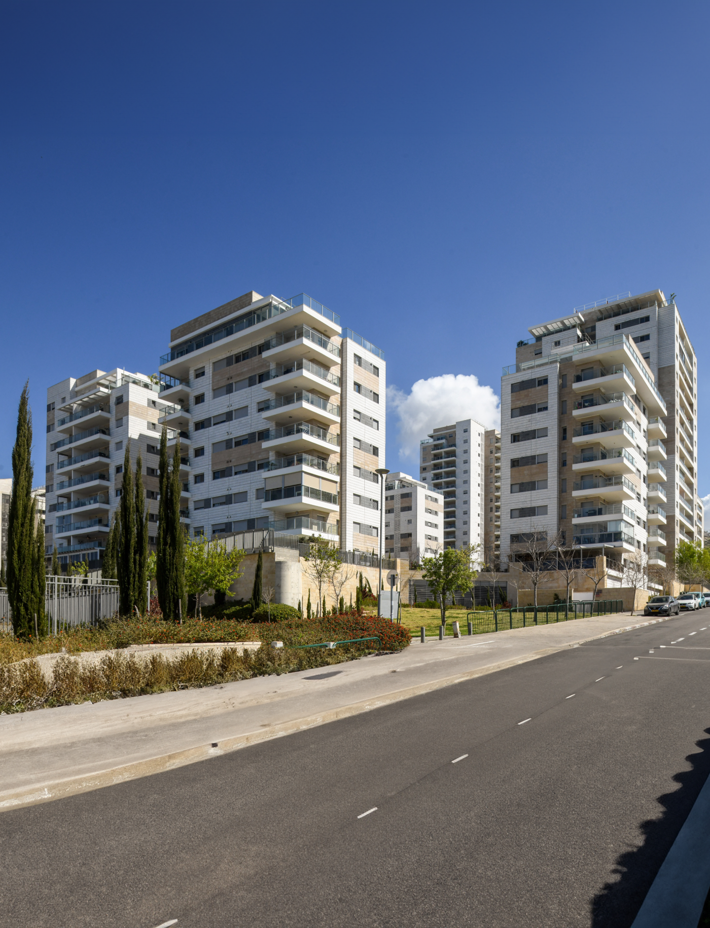 Neot Peres, Haifa